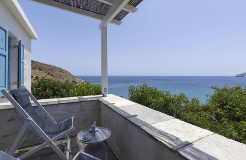 Steniai Villa | The White Villa