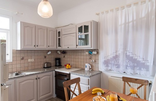 Tsoukaladhes Apartment | To Patriko Tsoukalades - Cozy Village Apartment