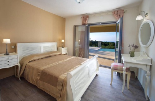 Antipata Villa | Villa ∙ 4 bedrooms ∙ 8 guests
