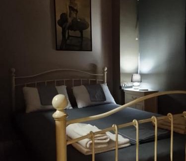 Marousi Apartment | Ήσυχο διαμέρισμα στην αγορά