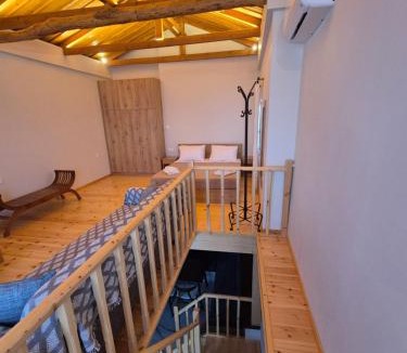 Mytilene Apartment | Ελιά Ξενώνας/Elia Xenonas