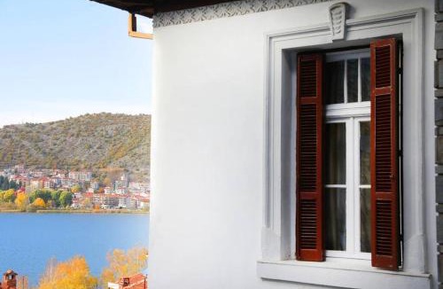 Kastoria House | Κομψό & πολυτελές νεοκλασικό στο κέντρο της πόλης