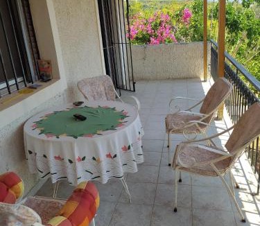 Kilada Apartment | σπίτι - αγρόκτημα - Δ Γεωργά Χατζηράση οδός Χατζηράση
