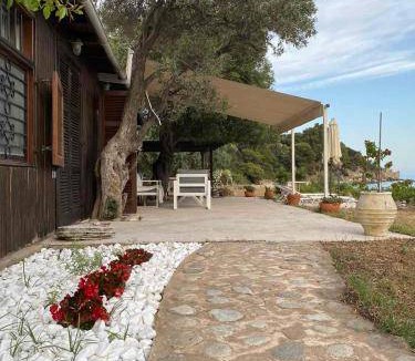 Ouranoupoli House | 106 m² House ∙ 2 bedrooms ∙ 6 guests