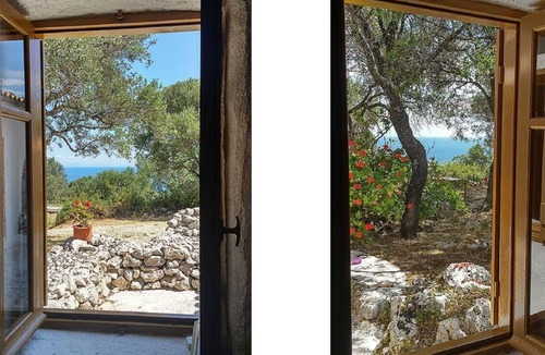 Skinaria House | 110 m² House ∙ 2 bedrooms ∙ 4 guests