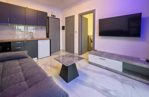 Katerini Apartment | 13 - DELFINI Suites by SDR