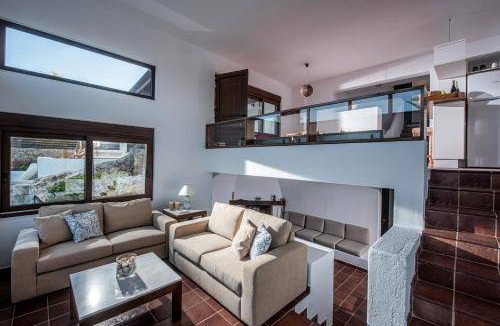 Anissaras Villa | 160 m² Villa ∙ 4 bedrooms ∙ 9 guests