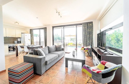 Nea Moudania Villa | 175 m² Villa ∙ 3 bedrooms ∙ 6 guests