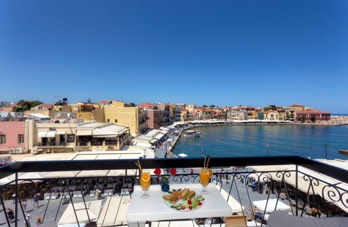 Old Town Apartment | 1924suites Balcony