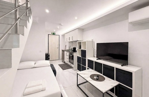 Katerini Apartment | 23 - DIAS Suites by SDR