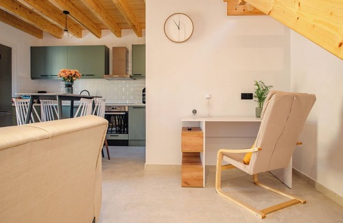 Melikia House | 25 meters from the beach