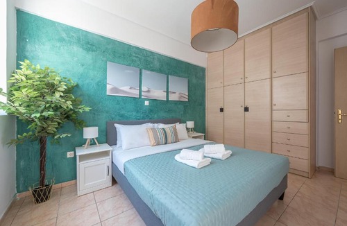 Attiki Apartment | 2BR Escape by Attiki Metro