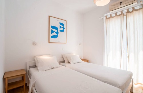 Paros Apartment | 53 m² Apartment ∙ 2 bedrooms ∙ 5 guests