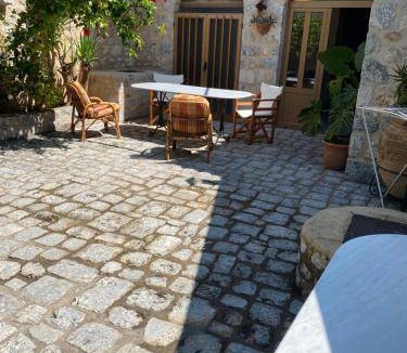 Areopoli Apartment | 55 m² Apartment ∙ 2 bedrooms ∙ 4 guests