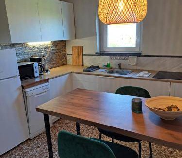 Pyrgos Psilonerou Apartment | 78 m² Apartment ∙ 4 guests