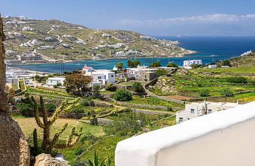Psarou House | 9 Muses Villa Clio, 3 BR with private plunge pool!