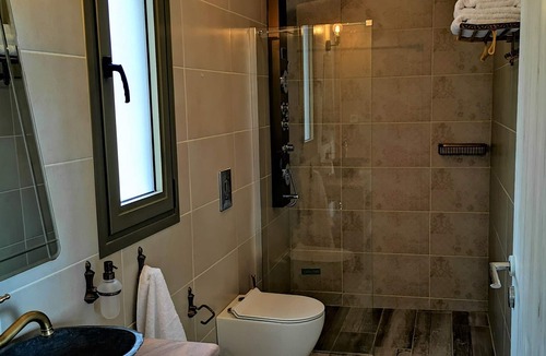 Leivathos Villa | A stylish country house with swimming pool.