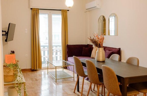Mousio Apartment | Acanthus Art Deco Retreat 250 from Metro & Archaeology Museum