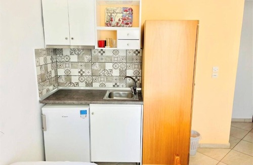 Potos Apartment | Achinora Potos Triple Room With Balcony