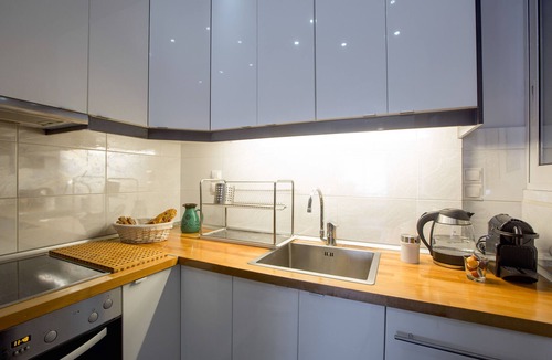 Kinosargous Apartment | Acropolis Now 2BR in central Athens by JJ Hospitality