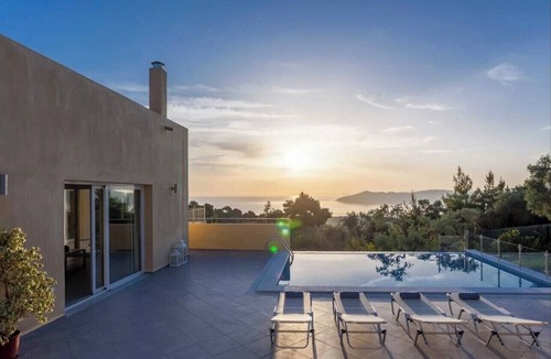 Skiathos Town Villa | Aegean Breeze Skiathos, a spacious villa with pool and magnificent sea view