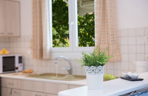 Agios Ioannis House | AELIA HOUSE - ELIA - With The Power Of Sun And The Simplicity Of The Olive Tree