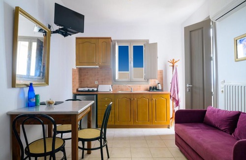 Akrotiri Apartment | AEOLOS Apartments
