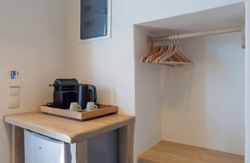 Amnatos Apartment | Aerida GuestHouse Of Stone, Maria & Natalia Suites