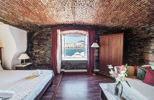 Ermoupoli Hotel | Aktaion Hotel