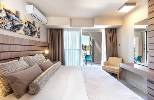 Marmari Hotel | Akti Coast Club