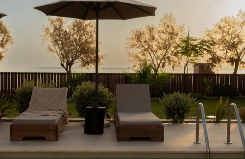 Alykes Apartment | Alas Suites