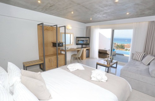 Pefkochori Hotel | Alia Palace Hotel - Adults Only