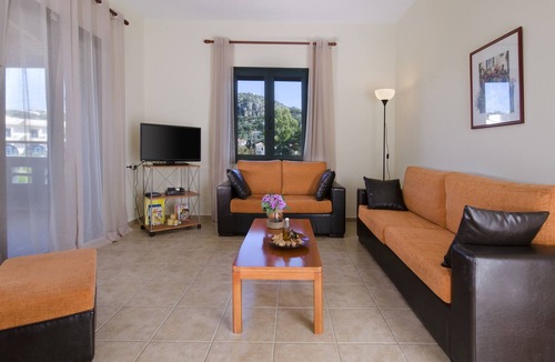 Almyrida Villa | ALIMEDON Villa in the Sea ​​Breeze