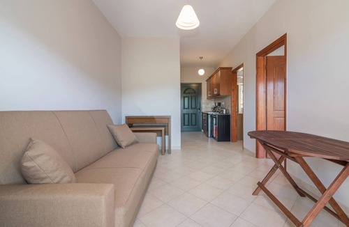 Limni Keri Apartment | 'Allegro Apartment' in Keri Beach (apt9)