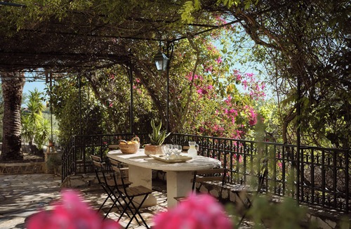 Zakynthos Town Villa | Almeira 4000m2 Estate, for Unparalleled Seclusion