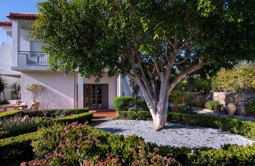 Almyros House | Almyros House II by the sea 3bd with garden & BBQ