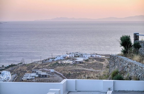 Agios Stefanos House | Aloft Suites Mykonos Island