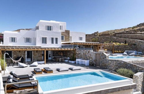 Kalafatis House | Amazing view Villa Agapi 2' from the beach, by Red Windmill Villas