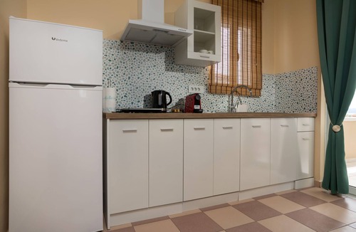 Kalamaki Apartment | Ammos Comfort Apartments - 2 Bedroom Apartment N1, 400m from Kalamaki Beach