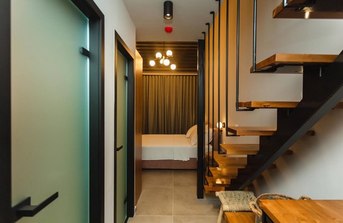 Polichrono House | Amoessa
