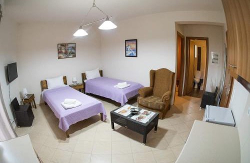 Agrelia Apartment | Anamniseis