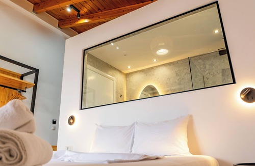 Himare Bed & Breakfast | Anassa Suites with panoramic sea view and magnificent sunsets