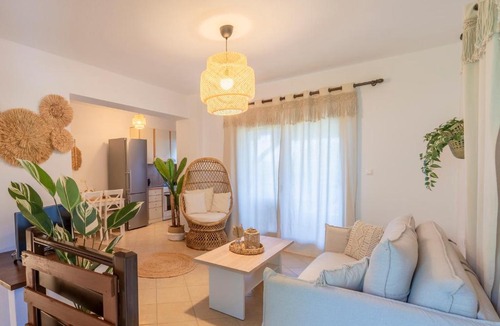 Ouranoupoli House | Anastasia's House