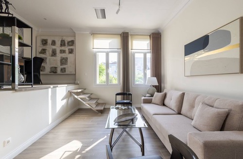Plaka Apartment | Ancient Athens Great Apt Home Office w/Acropolis View
