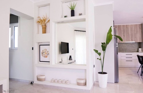 Karpathos Town Condo | Anemoami Apartment in Karpathos – Stylish Stay in a Peaceful Setting