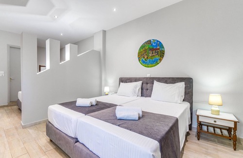 Tzavros Hotel | Angela Hotel and Apartments
