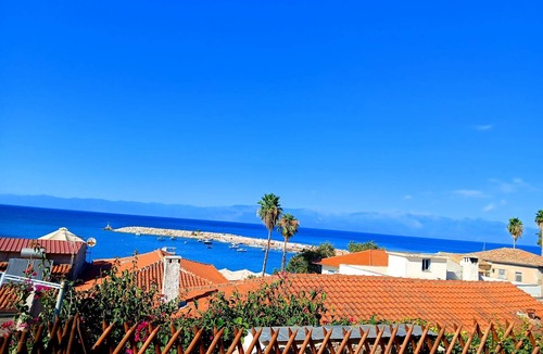 Koroni Condo | Angira 3 Seaview Escape - Koroni Sunny Getaway