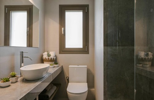 Lixouri Apartment | APARKTION