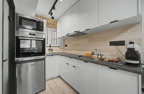 Old Town Apartment | Apartment 'Apus-apus Luxury' with Sea View, Wi-Fi and Air Conditioning