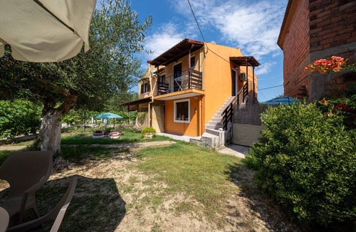 Molos Apartment | Apartment 'Casa Nova Olive Grove' with Sea View, Wi-Fi and Air Conditioning